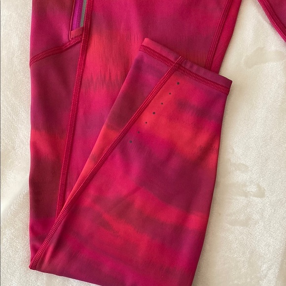 Athleta Red and Pink Performance Leggings - Picture 2 of 10